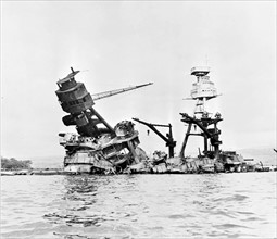 USS Arizona;   Pearl Harbour after the Japanese attack in World War II 1941