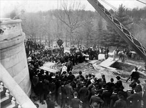 Removal of Lincoln's coffin
