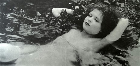 Clara Bow in "Hula", 1927