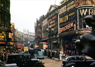 Photograph of London Piccadilly Circus