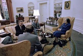The Oval Office : Jimmy Carter, with Israeli former Prime Minister Golda Meir 1977