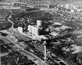 Rotterdam re-constructed after WWII