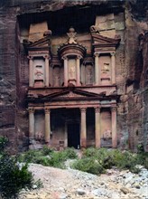Colour photograph of the Temple of El-Khazneh