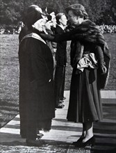 Queen Juliana greets her mother Queen Wilhelmina of the Netherlands 1950