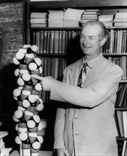 Photograph of Linus Pauling