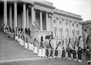 Woman's suffrage protest at congress