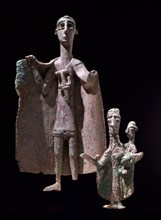 Bronze figure of a mother with children; Nuragic civilization