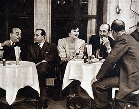 Photograph of Madrilenos enjoying liquor in a first-class restaurant in Madrid