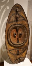Garra, shield-like figure from Papua New Guinea
