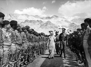 Indian Prime Minister, Indira Gandhi, reviewing soldiers in 1980