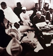 Mualana Azad with Mahatma Gandhi during his hunger strike, following Indian Partition 1947
