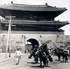 Heunginjimun (Dongdaemun), Eastern Great Gate, one of The Eight Gates of Seoul