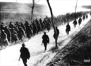 Première Guerre Mondiale, Allemagne, colonne de prisonniers français
