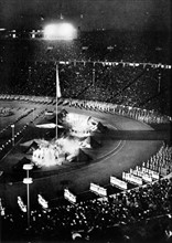 Jeux olympiques de Berlin, Fête de nuit sur le stade