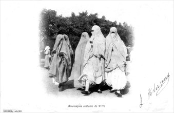 Postcard, veiled women