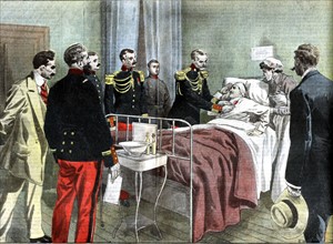 French officer Etienne is given the Legion of Honour on his deathbed