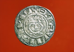 Denier en argent, atelier de Laon. Philippe-Auguste II (1165-1223), Buste couronné du roi de face