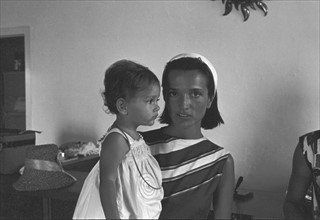 Jackie Kennedy. Summer 1962. Vacation in Ravello (Italy). Lee Radziwill and family