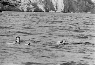 Jackie Kennedy. Eté 1962. Vacances à Ravello (Italie). Ski nautique