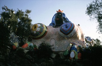 Niki de Saint-Phalle, Le Jardin des tarots à Garavicchio, Italie