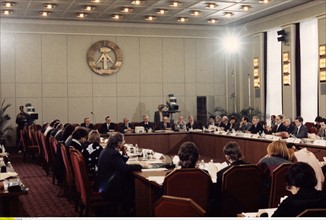 Négociations pour la réunification de l'Allemagne, 1990