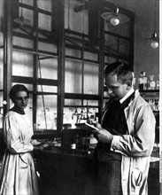 Lise Meitner et Otto Hahn, scientifiques autrichiens