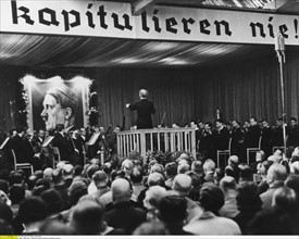 Wilhelm Furtwaengler dirige un concert, 1939