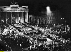 Le soir de la nomination d'Adolf Hitler à la tête de la chancellerie du Reich, 1933
