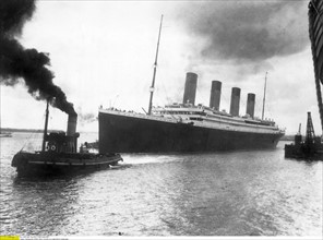 The "Titanic" leaving Southampton, 1912