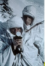 Soldats allemands d'une patrouille à skis, 1942