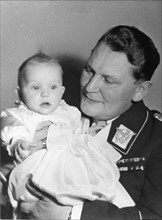 Hermann Göring et sa fille Edda, 1938