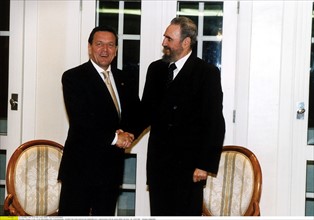 Gerhard Schröder avec Fidel Castro