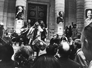 Manifestation étudiante au Quartier Latin à Paris, 
1968