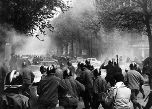 Echauffourées au Quartier Latin entre la police et les étudiants, 1968