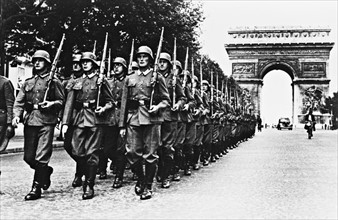 The Wehrmacht in Paris, 1940