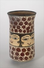 Vase avec des visages, culture Nasca, Pérou