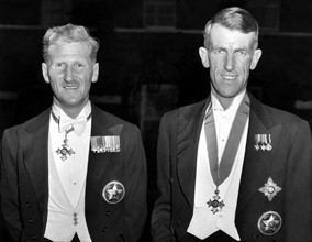 Sir Edmund Hillary et Sir John Hunt, 16 juillet 1953