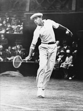 Jean René Lacoste jouant en 1928