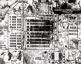 Vue aérienne du camp de Auschwitz-Birkenau