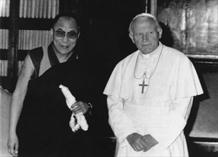 Dalai Lama et le pape Jean-Paul II