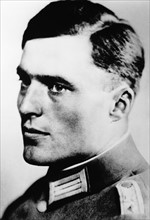 Graf v.Stauffenberg als Oberleutnant der Kavallerie in Bamberg