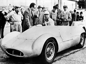 Moss, Stirling *17.09.1929-Autorennfahrer, GB- auf einem Maserati 2890 im Autodrom von Monza,