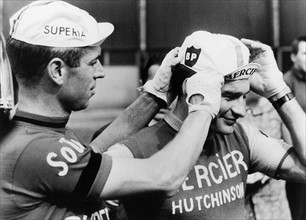 Poulidor, Raymond *15.04.1936-
Radrennnfahrer, Frankreich

- "Tour de France" 1965: vor dem