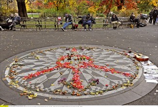 New York City: Manhattan, Central Park, Denkmal fuer John Lennon