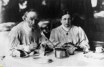 Tolstoi, Leo - Schriftsteller, Russland/ mit Ehefrau Sophia, undatiert