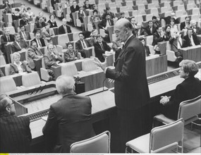Giscard d'Estaing, Val‚ry - Politiker, Frankreich/ i.d. Volkskammer der DDR, Berlin