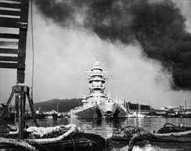 2.WK, F: Toulon frz. Flotte: Sebstversenkung Toulon 1942