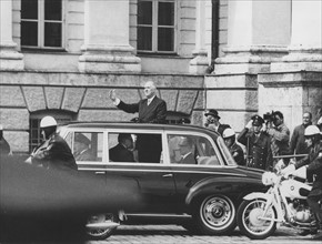 de Gaulle in München, Fahrt im offenen Wagen