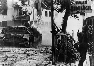 Warschauer Aufstand: Strassenkampf - deutsches Sturmgeschütz - August 1944