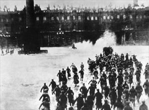 Assaut sur le Palais d'Hiver à Pétrograd, 1917